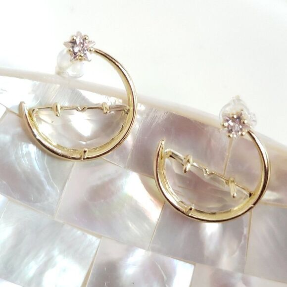 New! Anna Glass Hoop Earrings - Picture 8 of 15